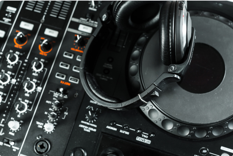 Звуковое оборудование Звуковое оборудование